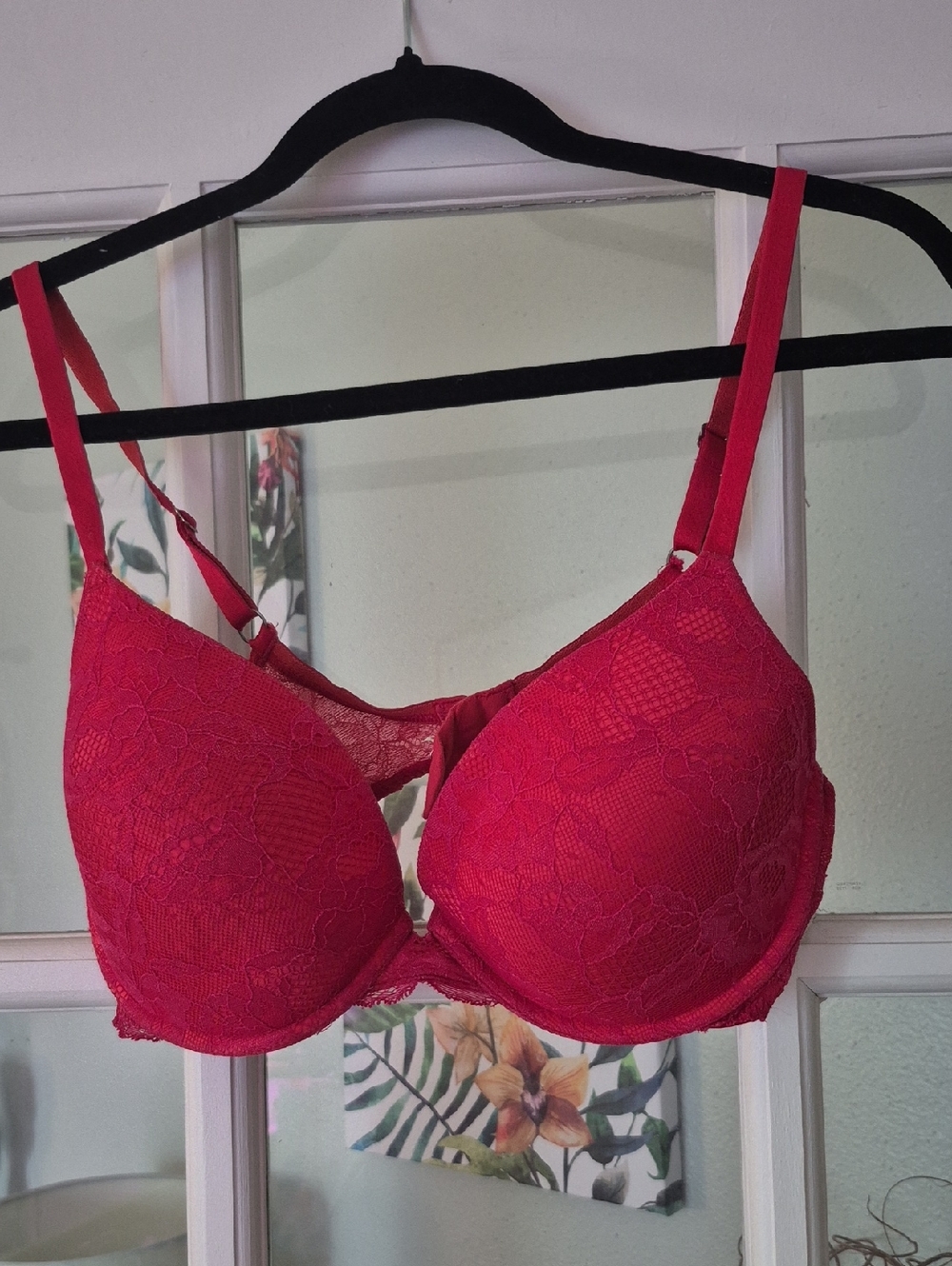 Victoria's Secret Red Lace T-Shirt Bra